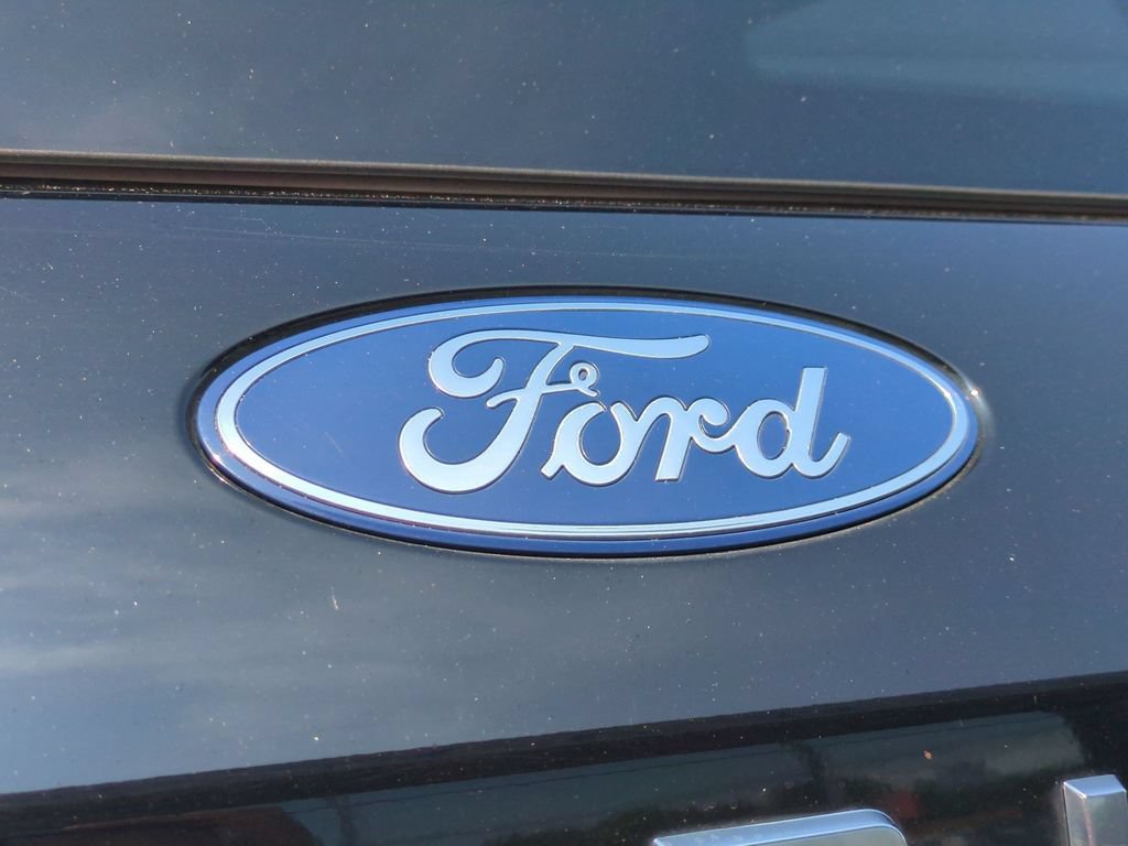 Used 2025 Ford Expedition Active RWD image 6