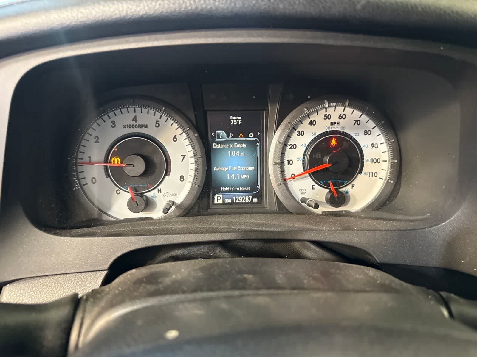 Used 2015 Toyota Sienna SE FWD image 21