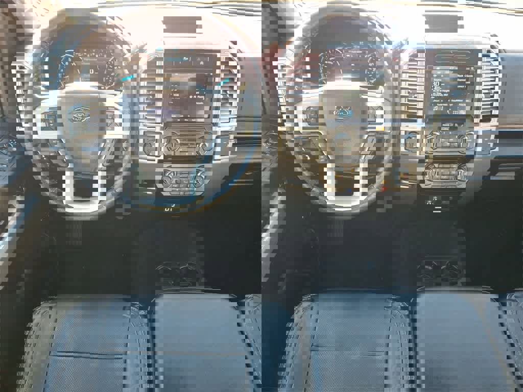 Used 2016 Ford F150 Lariat image 27