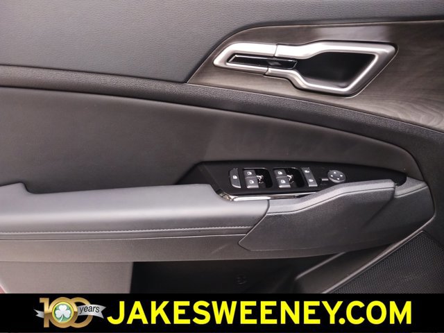 Used 2025 Kia Sportage X-Line w/ Premium Package image 28