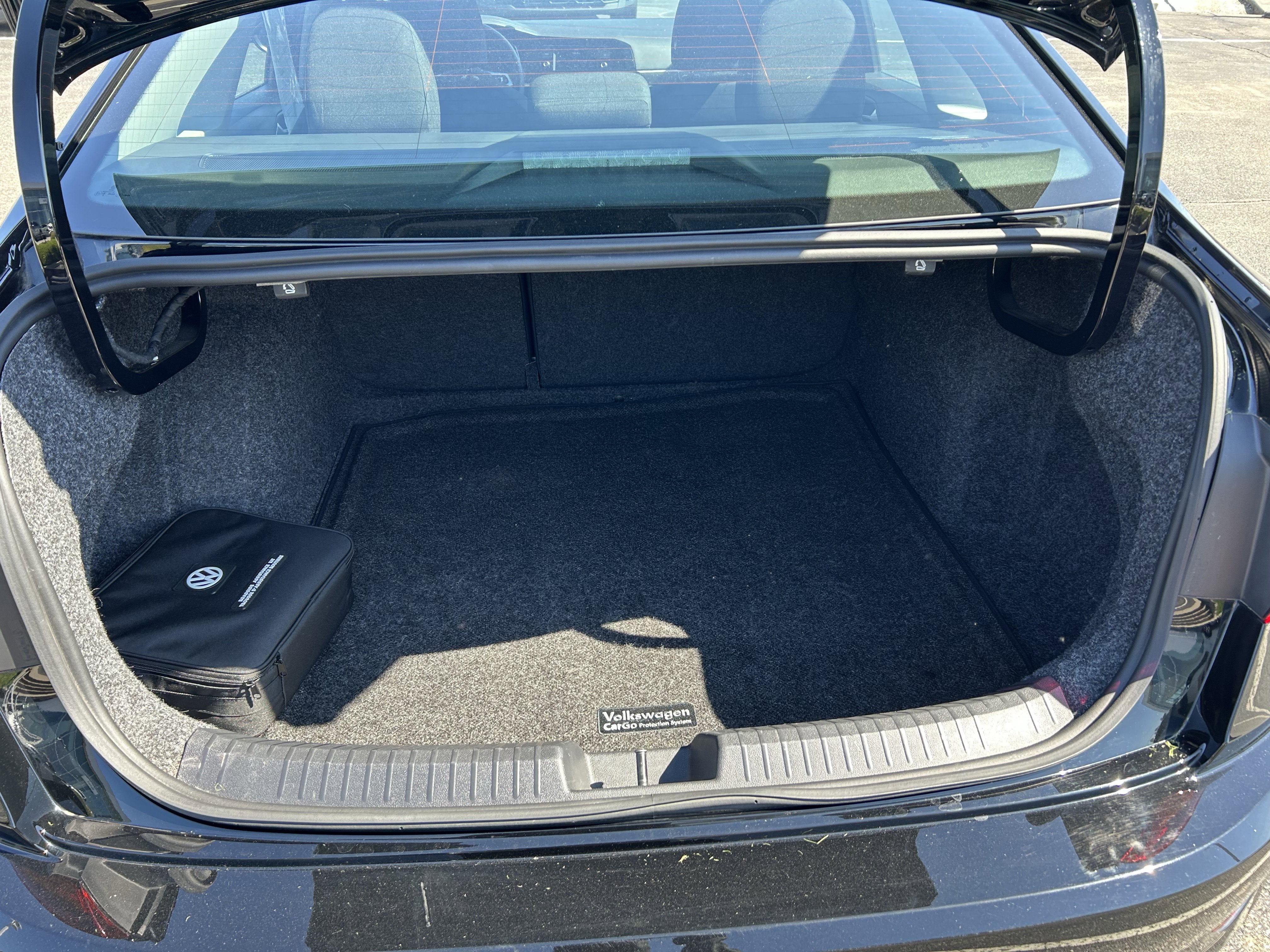 Used 2019 Volkswagen Jetta S image 24