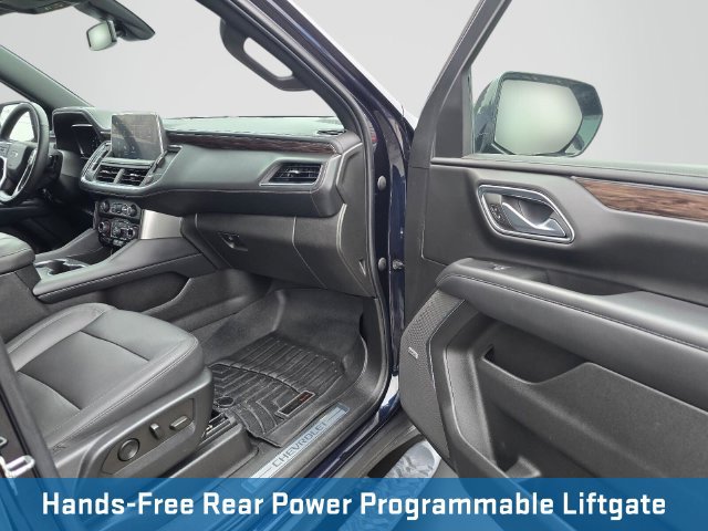 Used 2022 Chevrolet Tahoe Z71 w/ Luxury Package AWD/4WD image 12