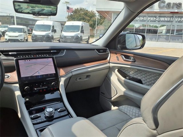 Used 2022 Jeep Grand Cherokee L Summit w/ Advanced Protech Group IV image 14