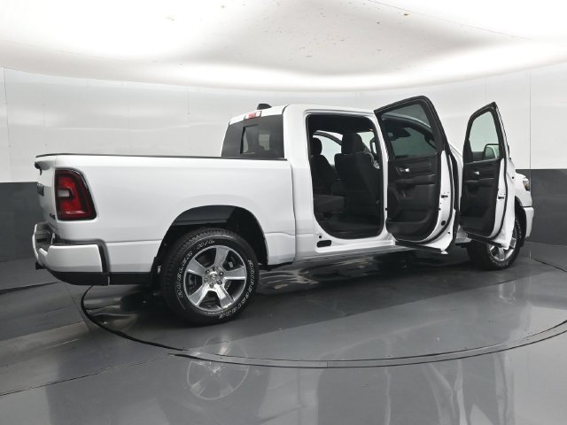 New 2027 RAM 1500 Express AWD/4WD image 58