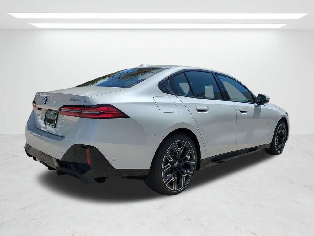 New 2027 BMW 530i xDrive w/ M Sport Package AWD/4WD image 4