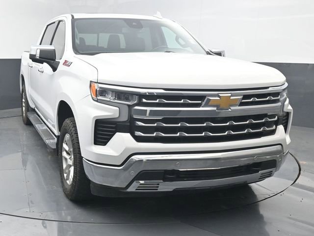 Used 2023 Chevrolet Silverado 1500 LTZ w/ LTZ Convenience Package II AWD/4WD image 8