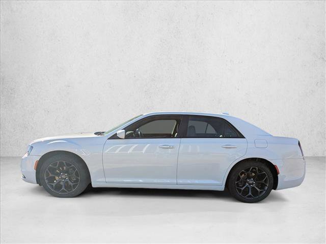 Used 2019 Chrysler 300 S image 9
