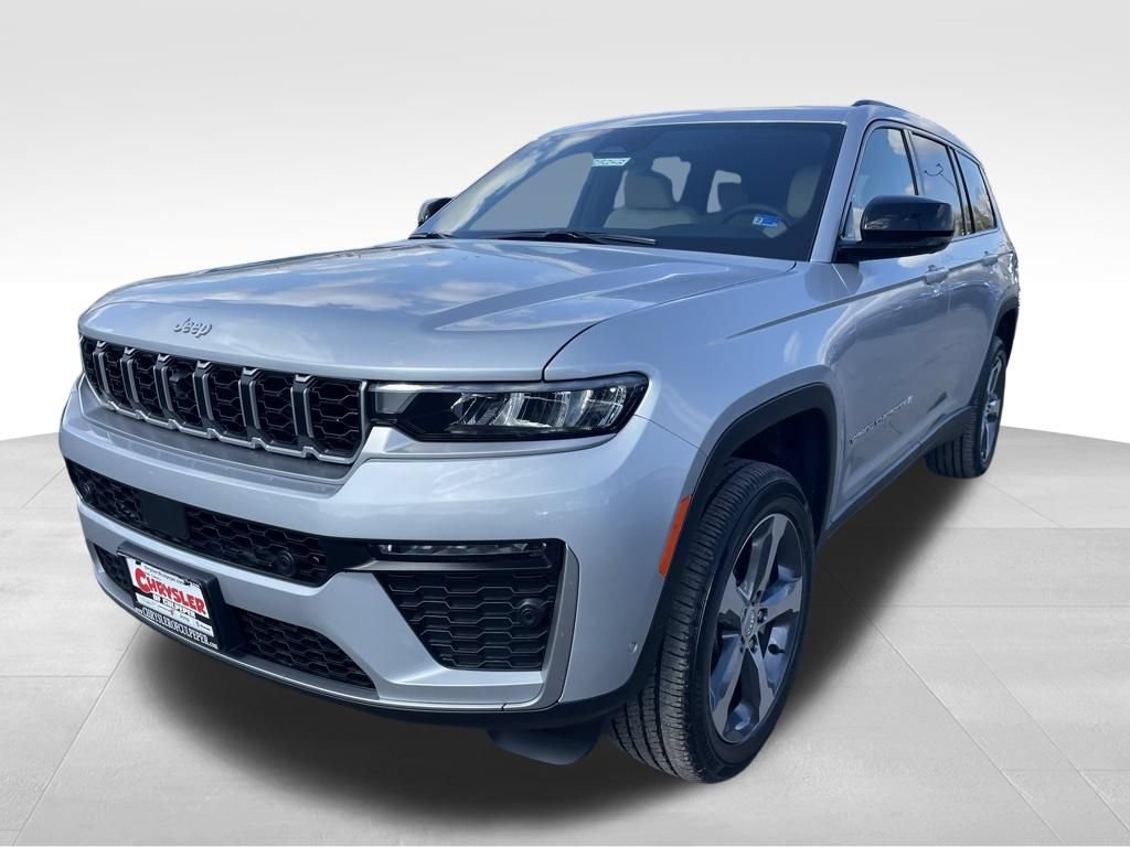 New 2026 Jeep Grand Cherokee L Limited w/ Luxury Tech Group II AWD/4WD image 22