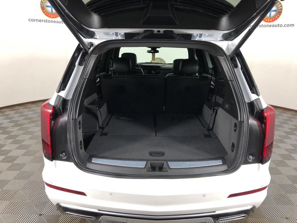 Used 2025 Cadillac XT6 Luxury AWD/4WD image 20