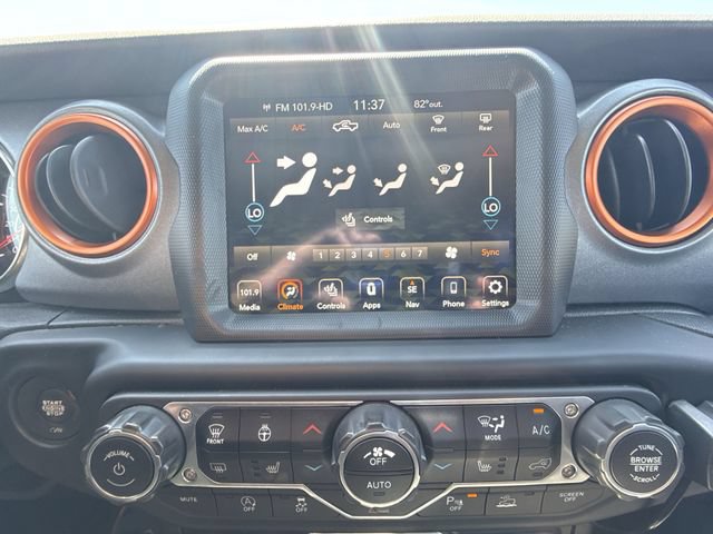 Used 2021 Jeep Gladiator Mojave w/ Dual Top Group AWD/4WD image 19