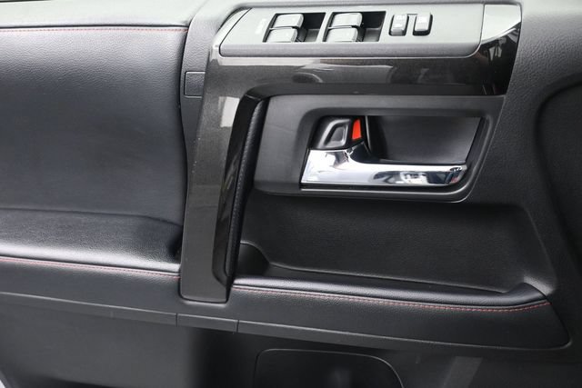 Used 2021 Toyota 4Runner TRD Off-Road AWD/4WD image 23