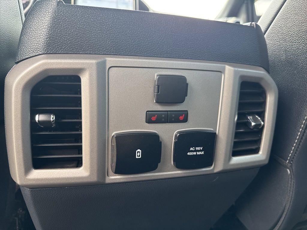 Used 2022 Ford F450 Lariat image 14