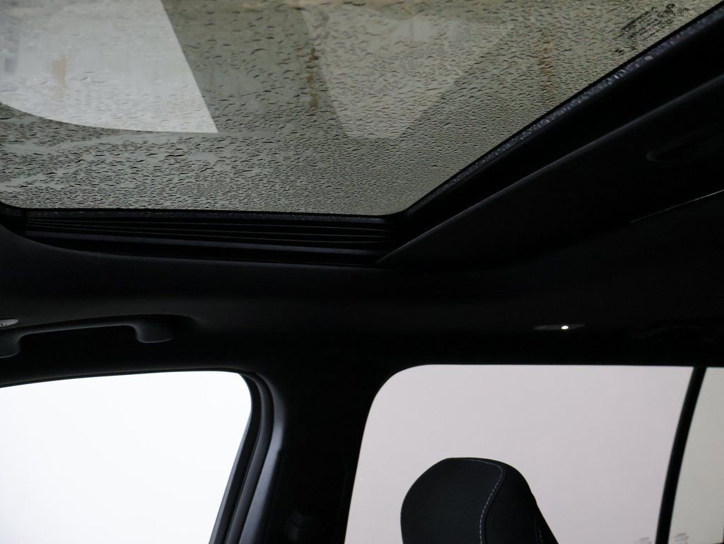 New 2025 Jeep Grand Cherokee L Laredo w/ Luxury Tech Group I image 34