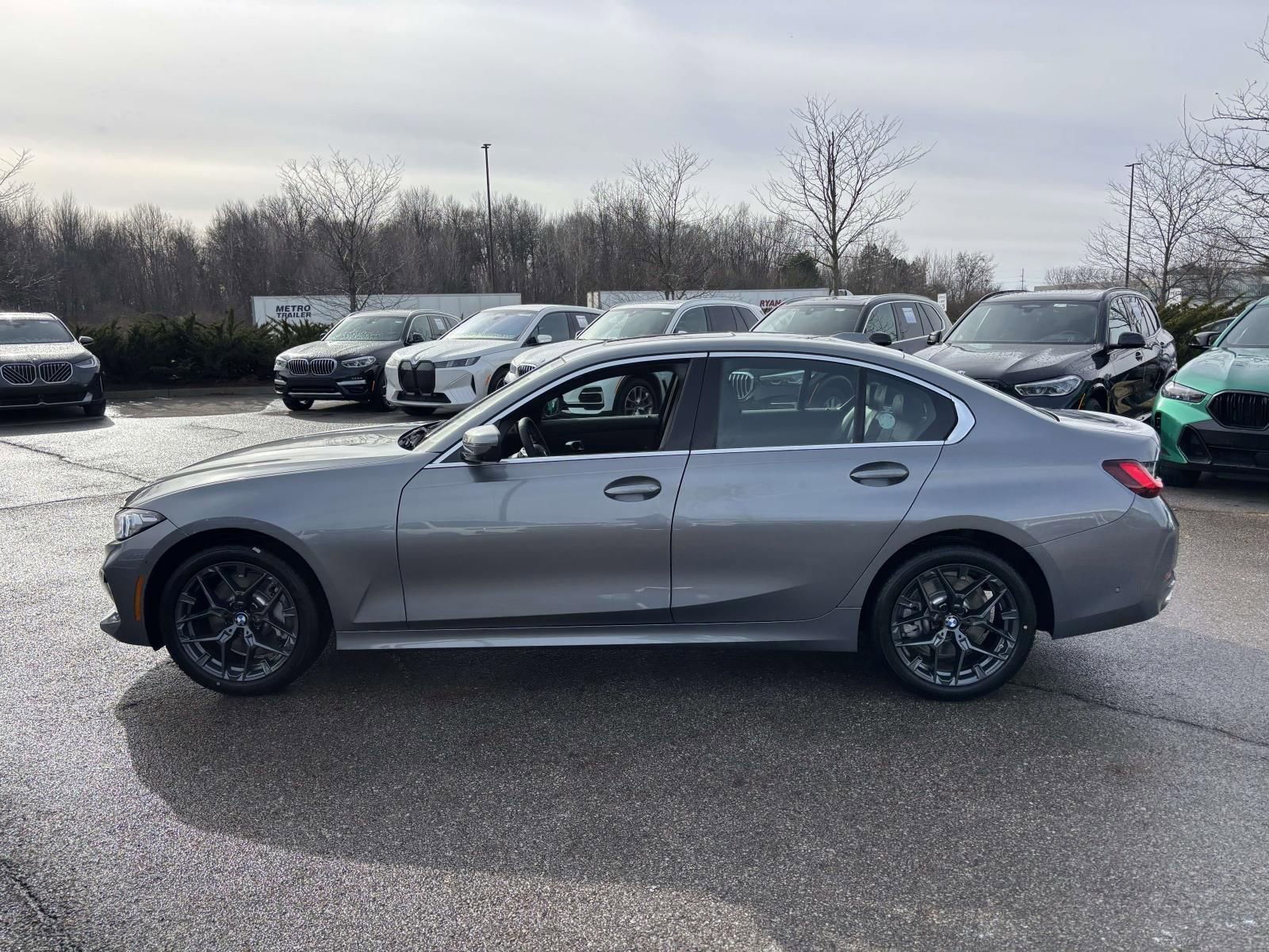 New 2026 BMW 330i xDrive Sedan w/ Premium Package AWD/4WD image 4
