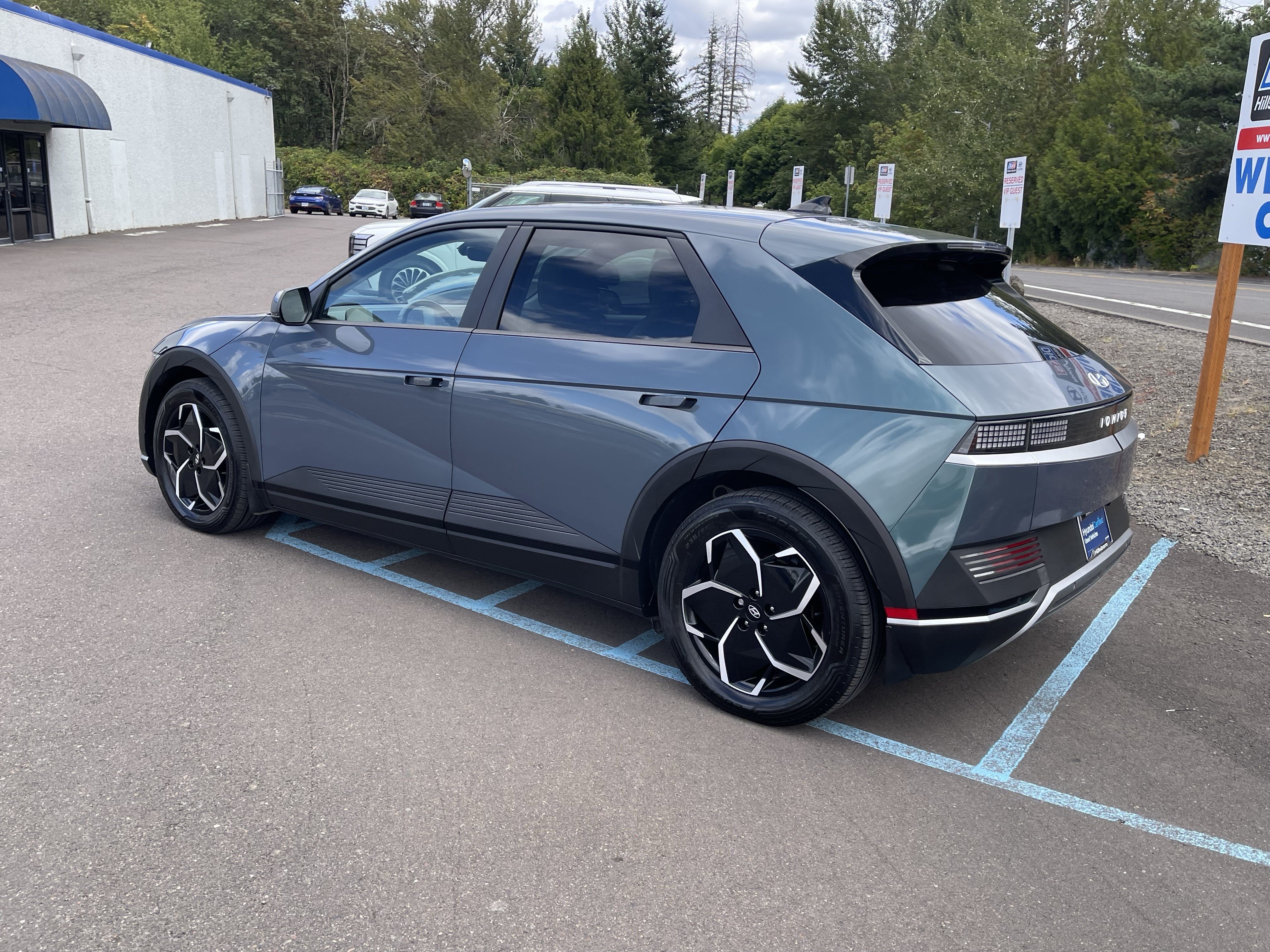 Certified 2023 Hyundai Ioniq 5 SEL AWD/4WD image 3