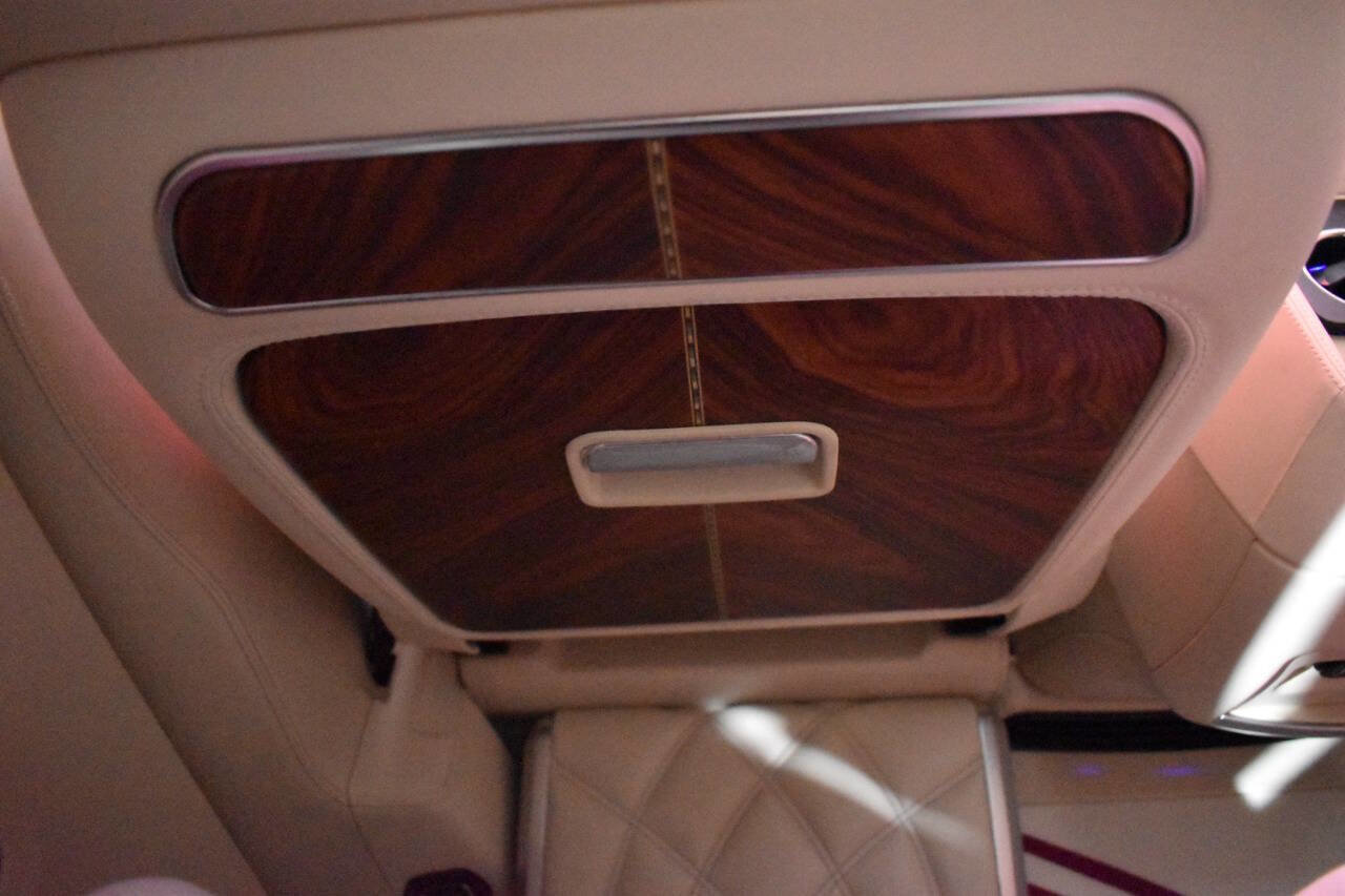 Used 2021 Mercedes-Benz Metris Passenger image 92