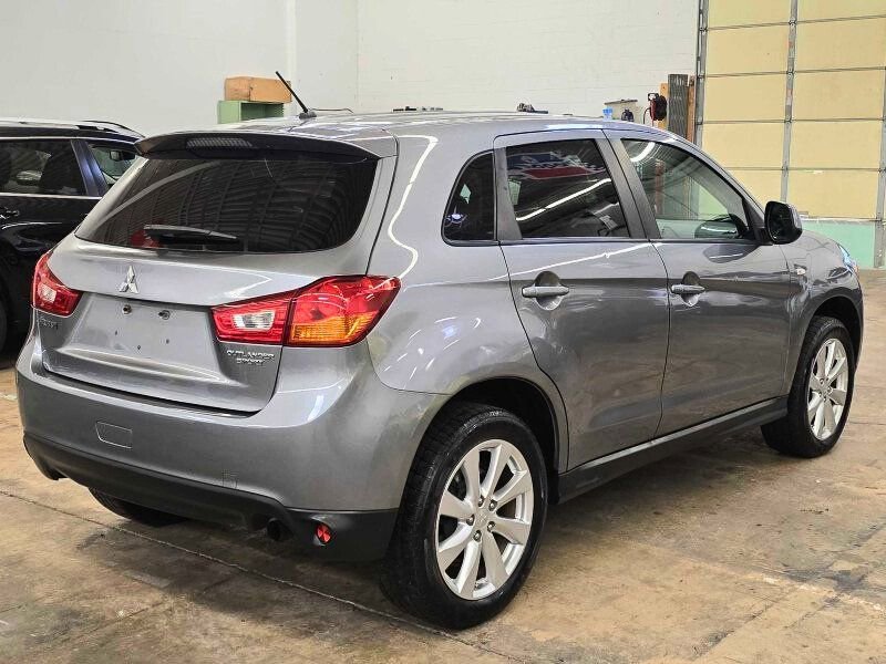 Used 2015 Mitsubishi Outlander Sport ES image 14