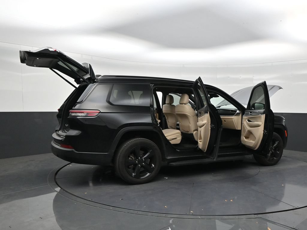 Used 2024 Jeep Grand Cherokee L Limited w/ Black Appearance Package AWD/4WD image 27