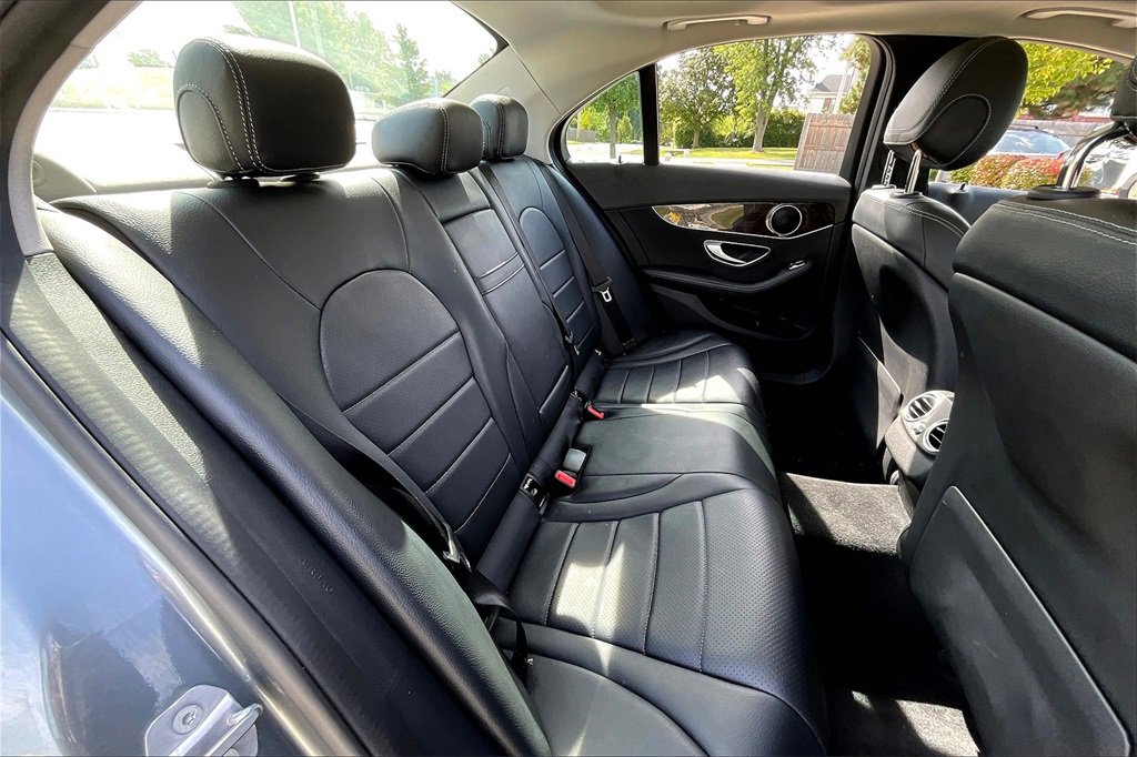 Used 2017 Mercedes-Benz C 300 4MATIC Sedan image 32
