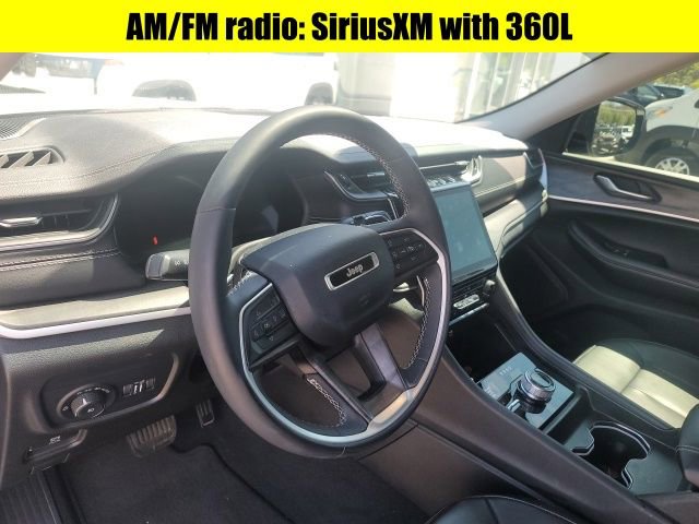 Used 2023 Jeep Grand Cherokee Limited image 12