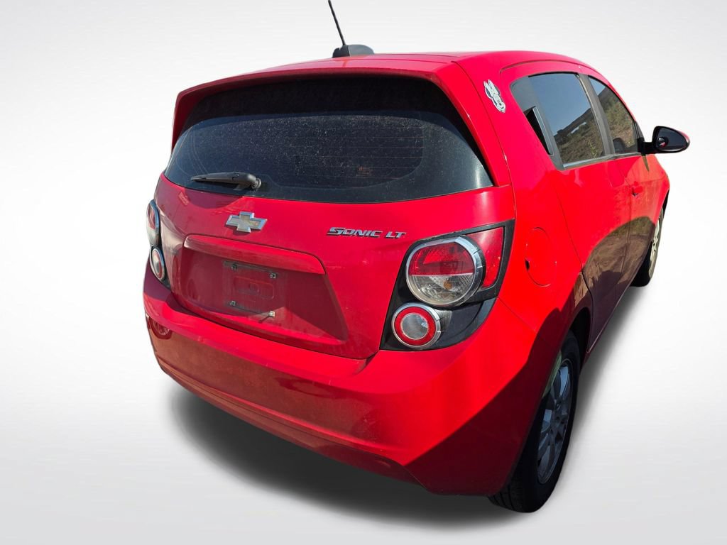 Used 2016 Chevrolet Sonic LT FWD image 4