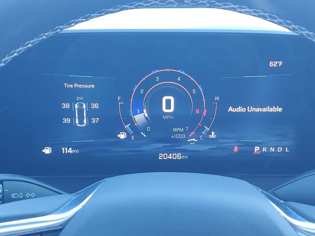 Used 2025 Chevrolet Traverse LT image 37