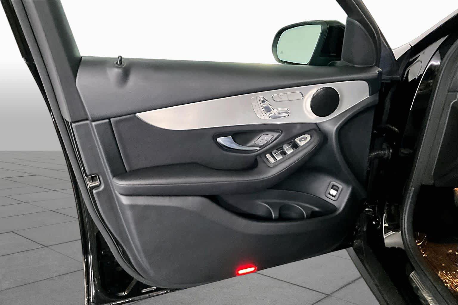 Certified 2019 Mercedes-Benz GLC 300 4MATIC image 22