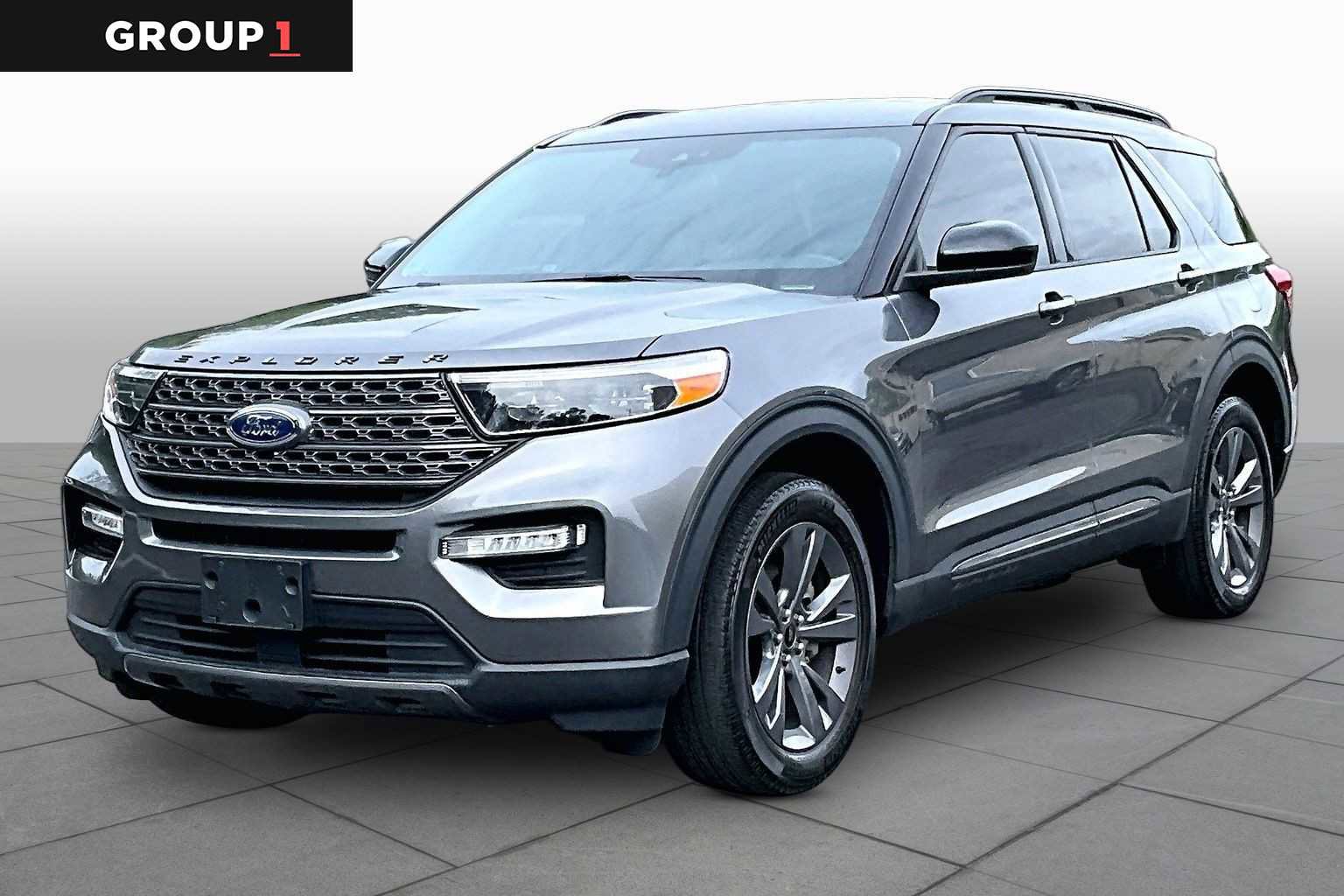 Used 2022 Ford Explorer XLT w/ Equipment Group 202A AWD/4WD image 1