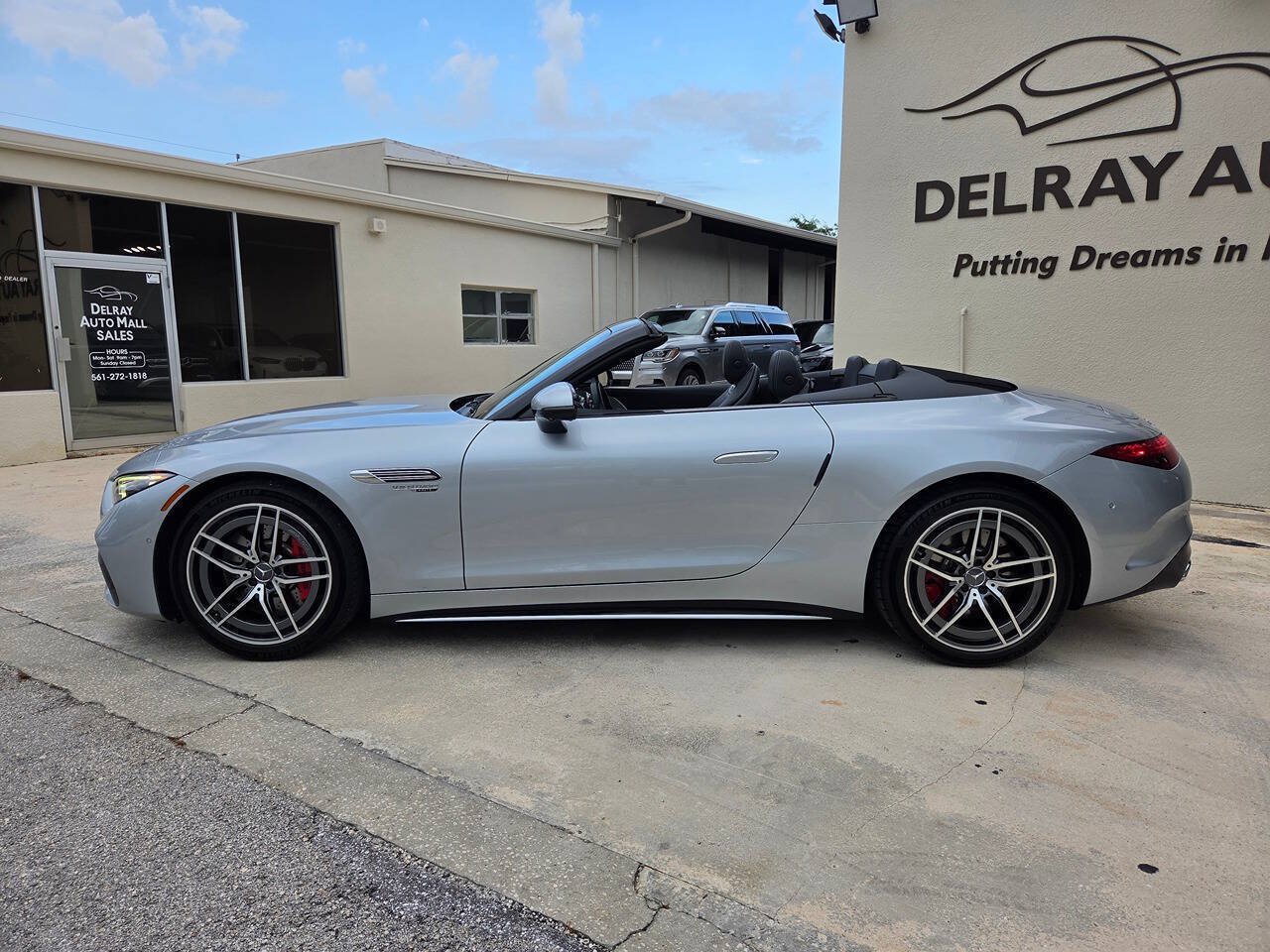 Used 2022 Mercedes-Benz SL 55 AMG 4MATIC image 9