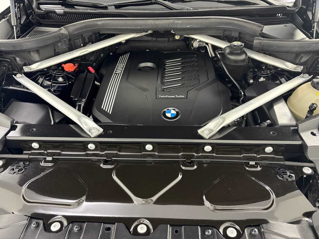Used 2020 BMW X5 xDrive40i w/ M Sport Package AWD/4WD image 21