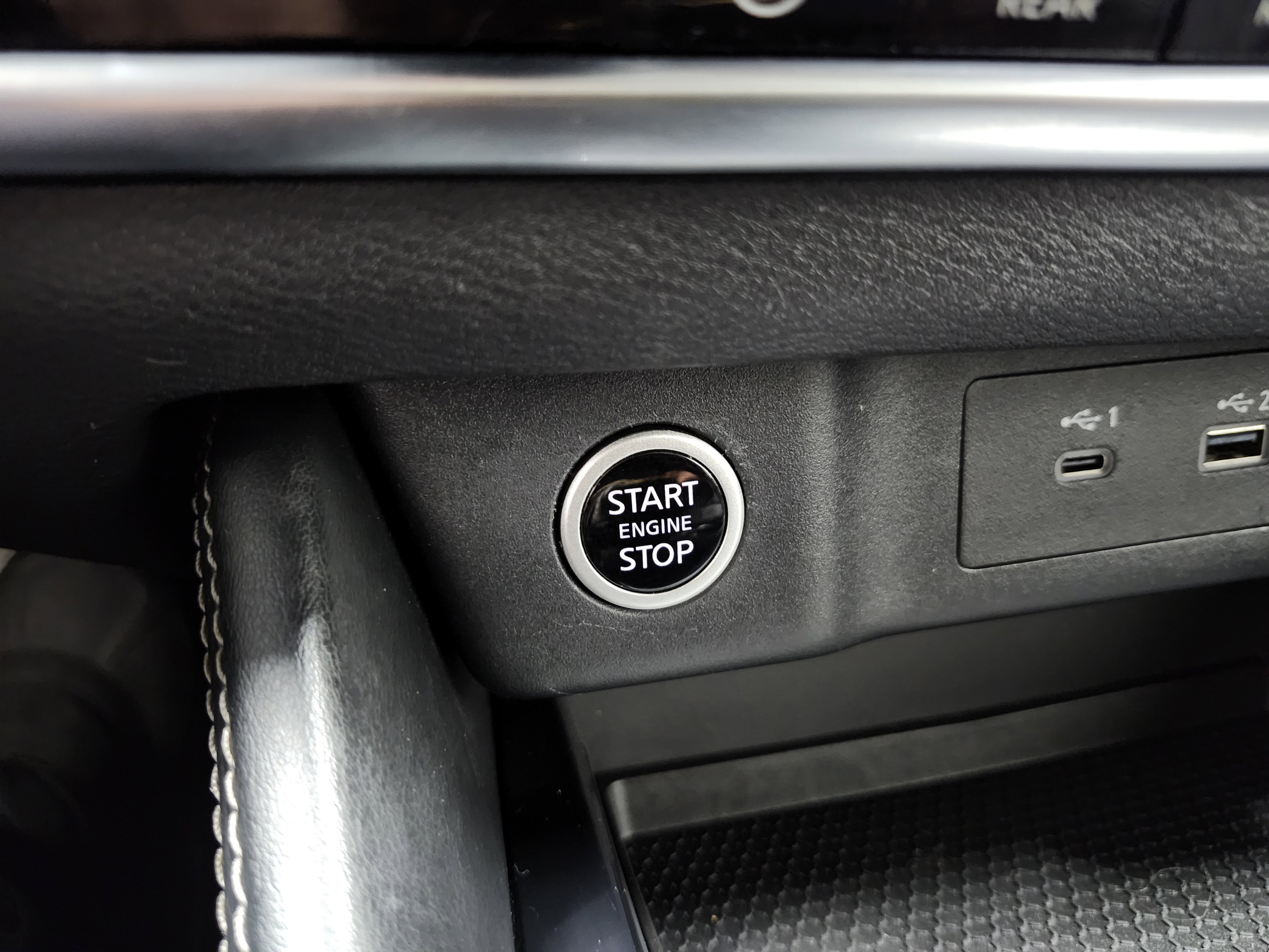 Used 2023 Nissan Rogue SL w/ SL Premium Package image 10