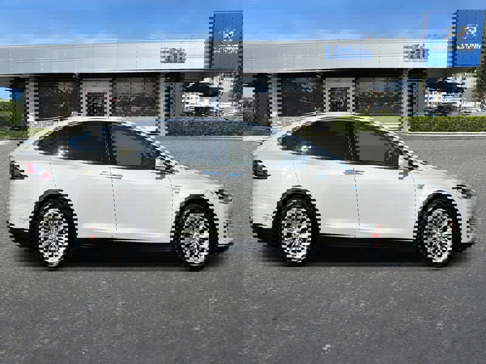 Used 2016 Tesla Model X P90D image 9