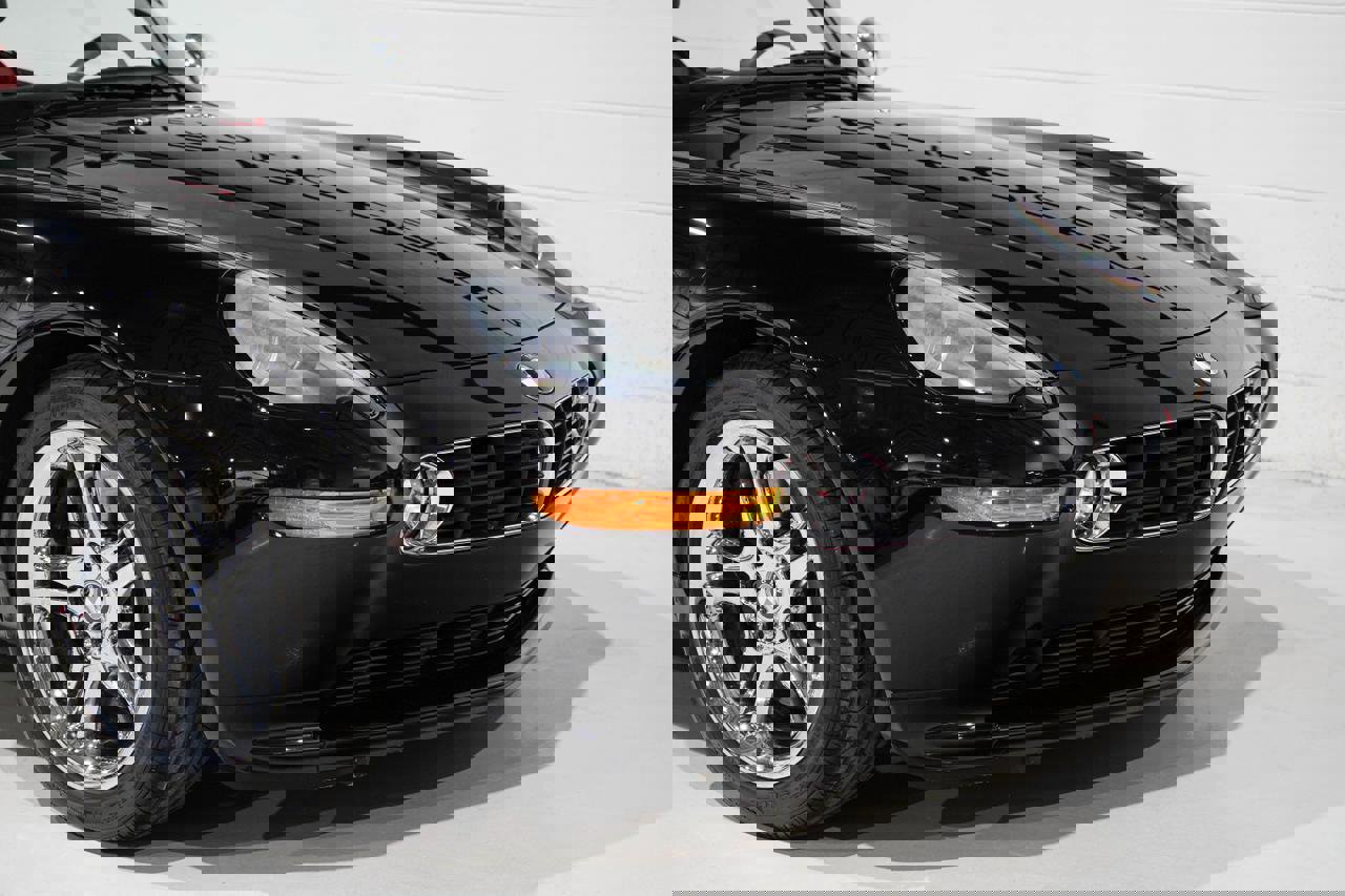 Used 2001 BMW Z8 image 23