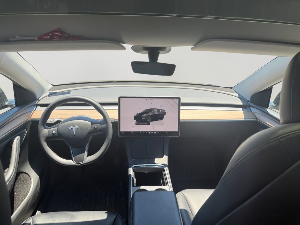 Used 2024 Tesla Model Y Long Range AWD/4WD image 15