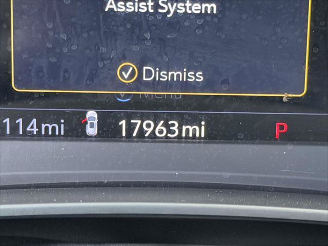 Used 2022 Cadillac XT5 Premium Luxury w/ Technology Package AWD/4WD image 30