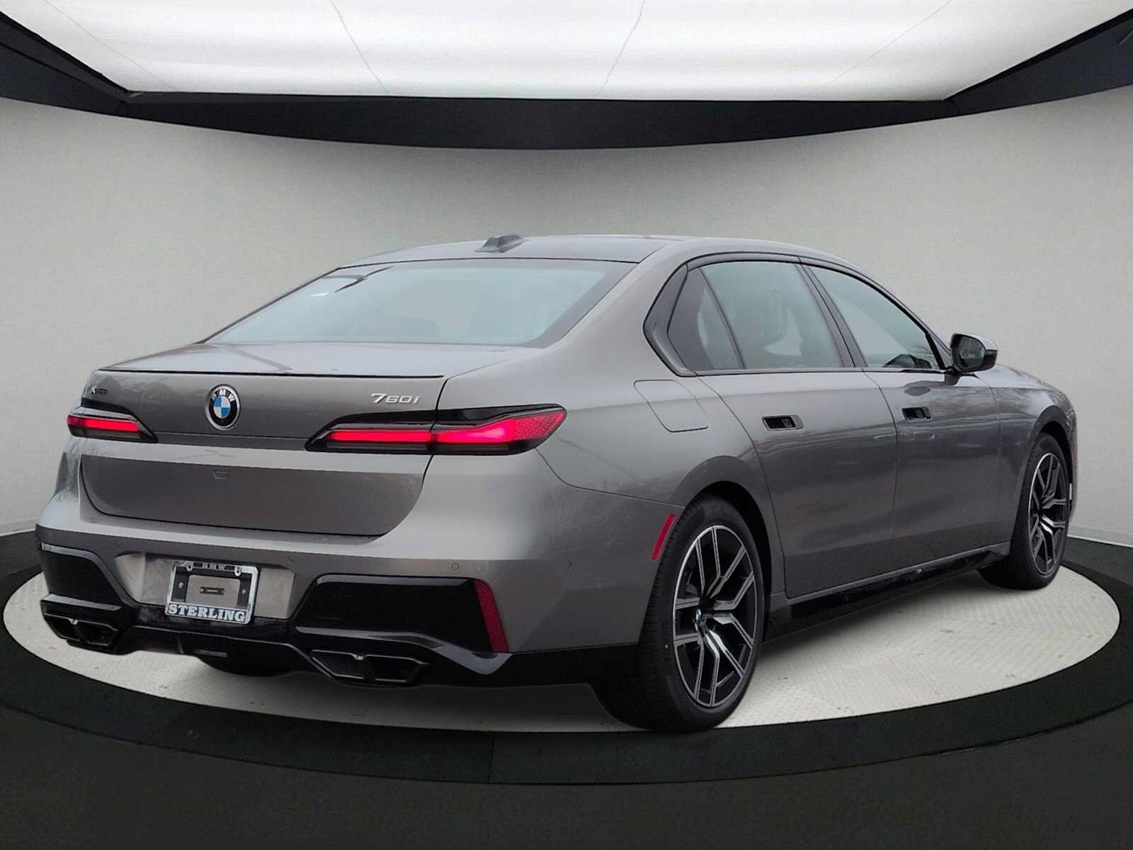 New 2026 BMW 760i xDrive w/ Executive Package AWD/4WD image 8