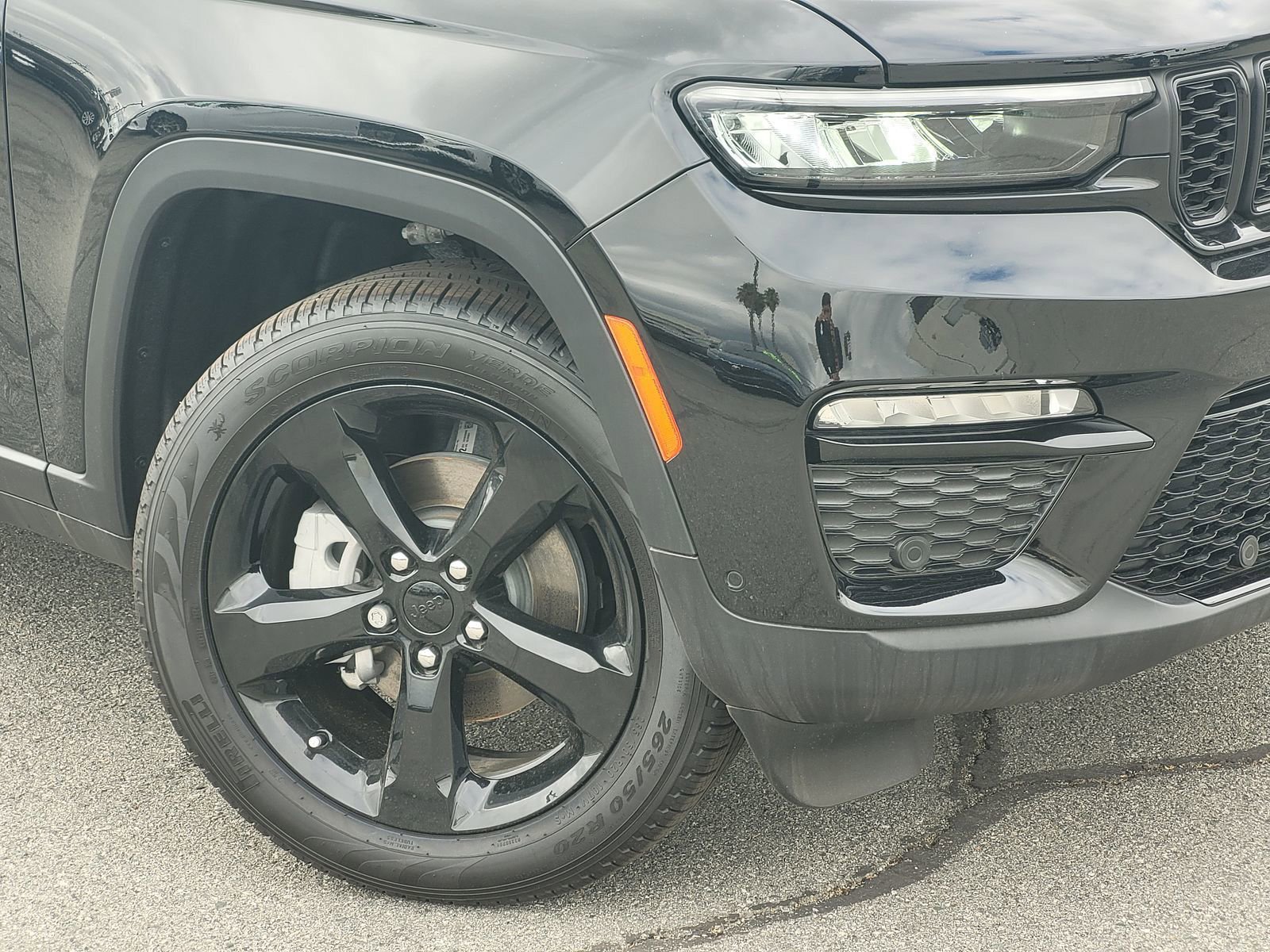 New 2025 Jeep Grand Cherokee Limited w/ Luxury Tech Group II image 6