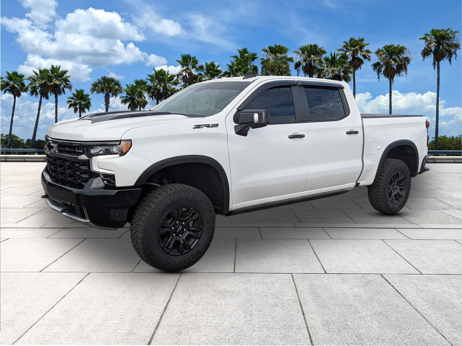 Used 2024 Chevrolet Silverado 1500 ZR2 w/ Dark Appearance Package image 4