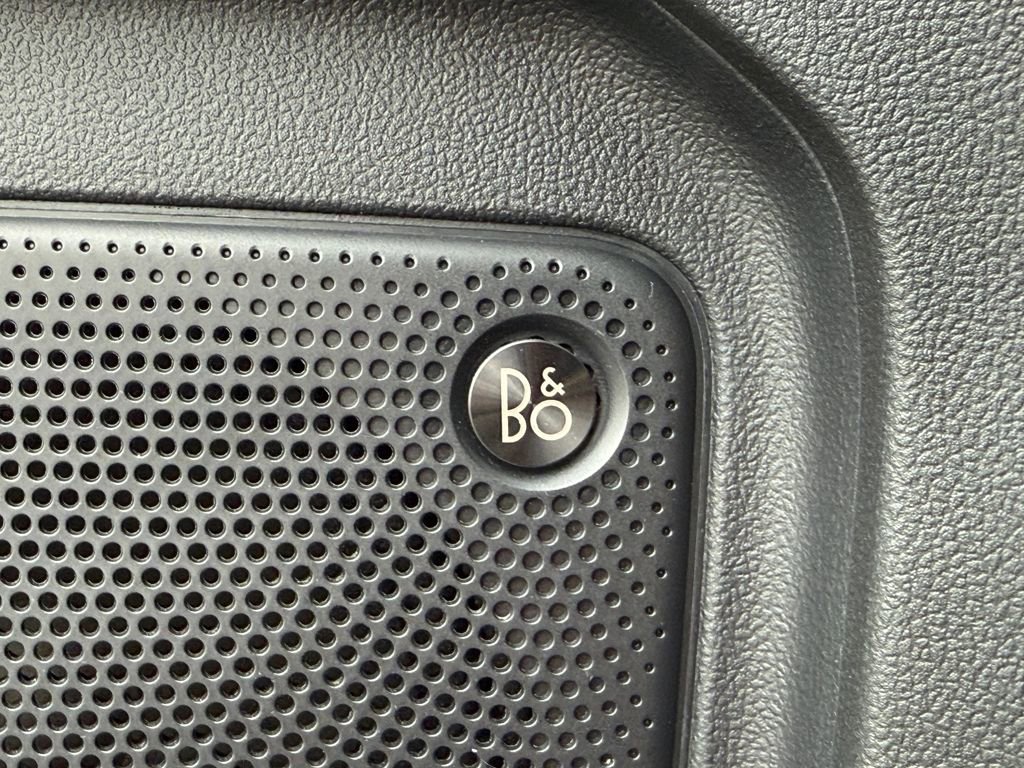 Certified 2023 Ford Escape SE w/ PHEV Premium Package image 25