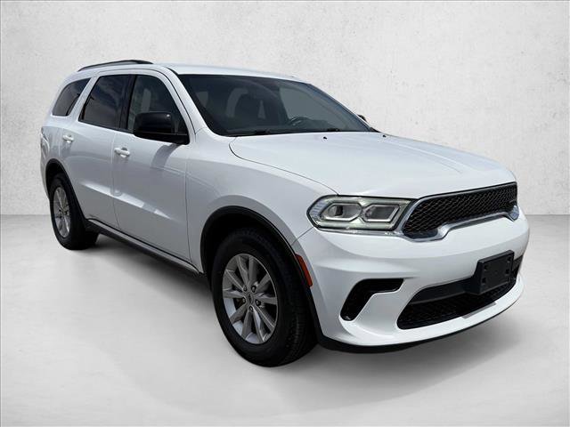 Used 2023 Dodge Durango SXT RWD image 3