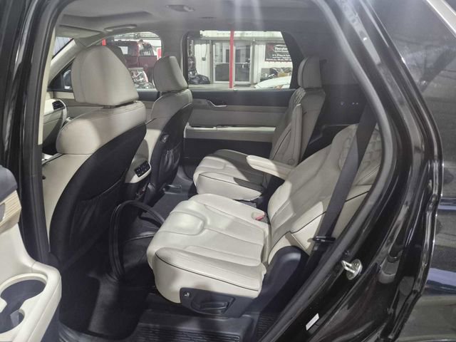 Used 2021 Hyundai Palisade Limited FWD image 8