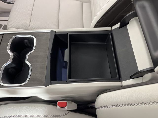 Used 2025 GMC Acadia Denali w/ Super Cruise Package image 29