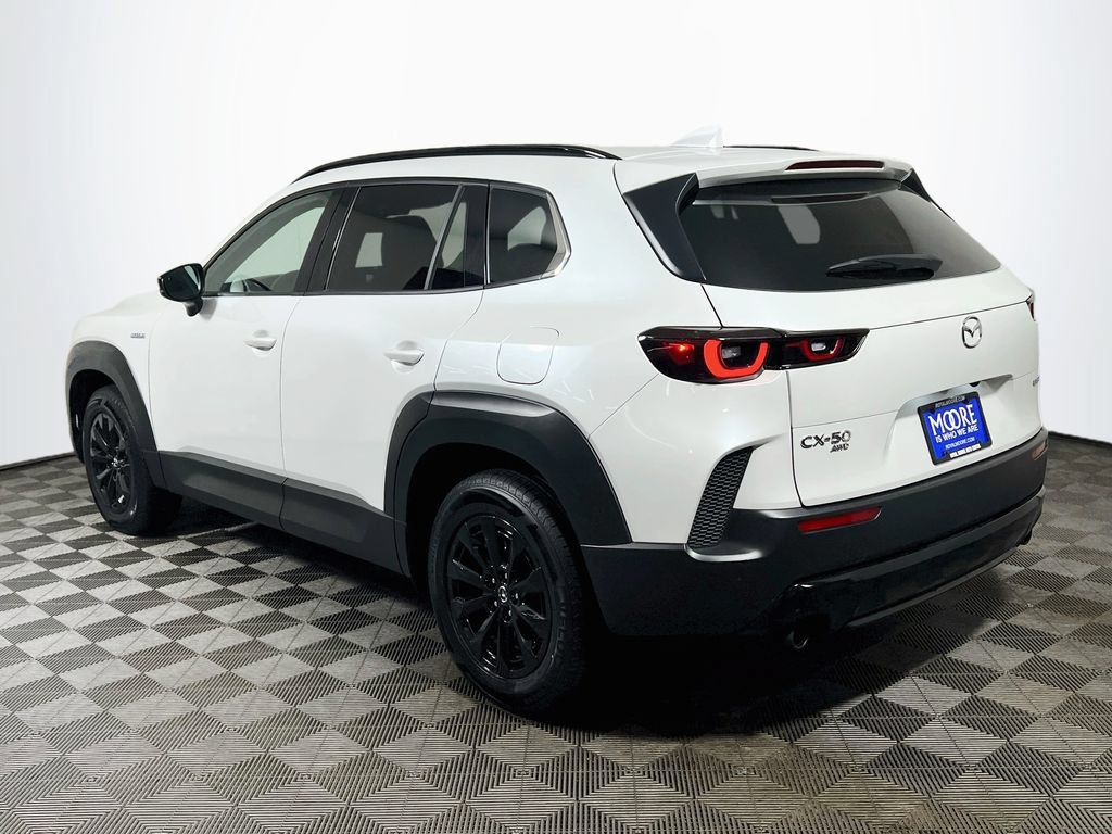 Used 2025 MAZDA CX-50 AWD 2.5 Hybrid w/ Premium Pkg image 5