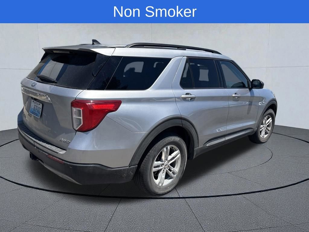 Used 2022 Ford Explorer XLT w/ Equipment Group 202A AWD/4WD image 7