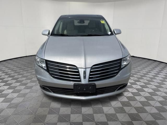 Used 2019 Lincoln MKT AWD image 13