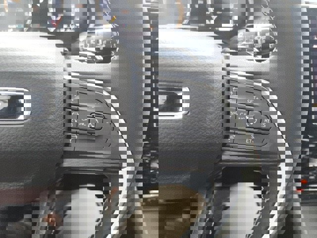 New 2025 Jeep Grand Cherokee Altitude image 10