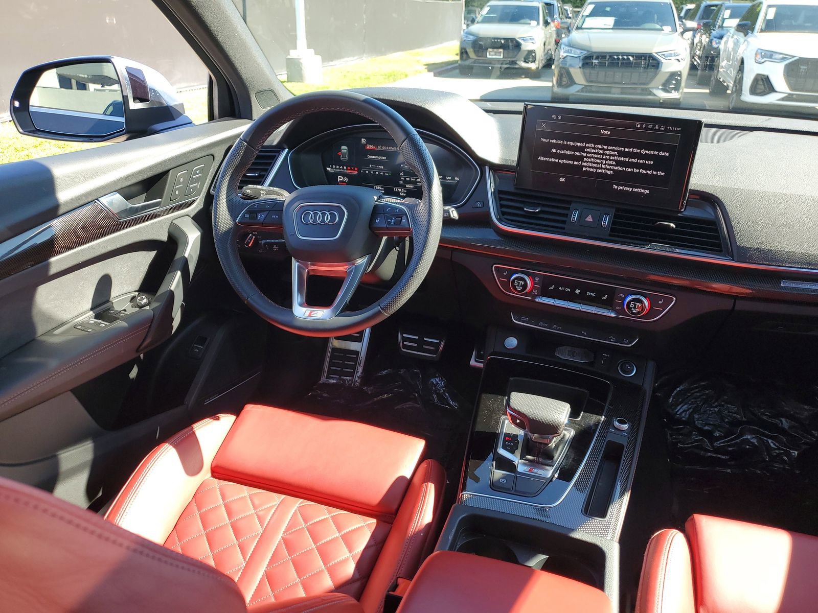 Used 2025 Audi SQ5 Premium Plus w/ Premium Plus Package image 11