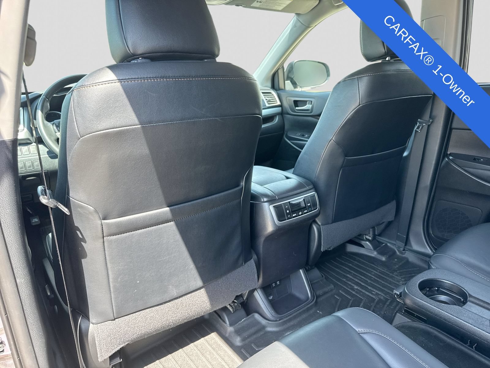 Used 2019 Toyota Highlander XLE w/ Carpet Mat Package (TMS) AWD/4WD image 20
