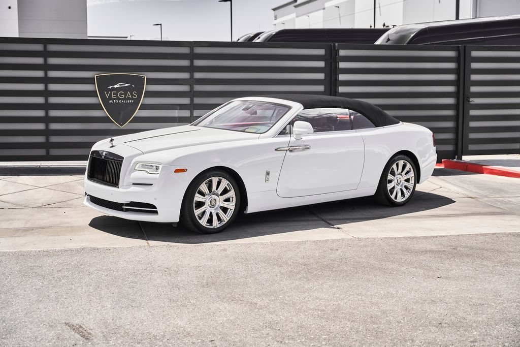 Used 2018 Rolls-Royce Dawn RWD image 6