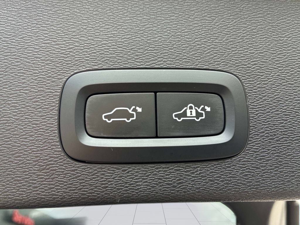 Used 2023 Volvo C40 P8 Recharge Plus w/ Climate Package AWD/4WD image 22